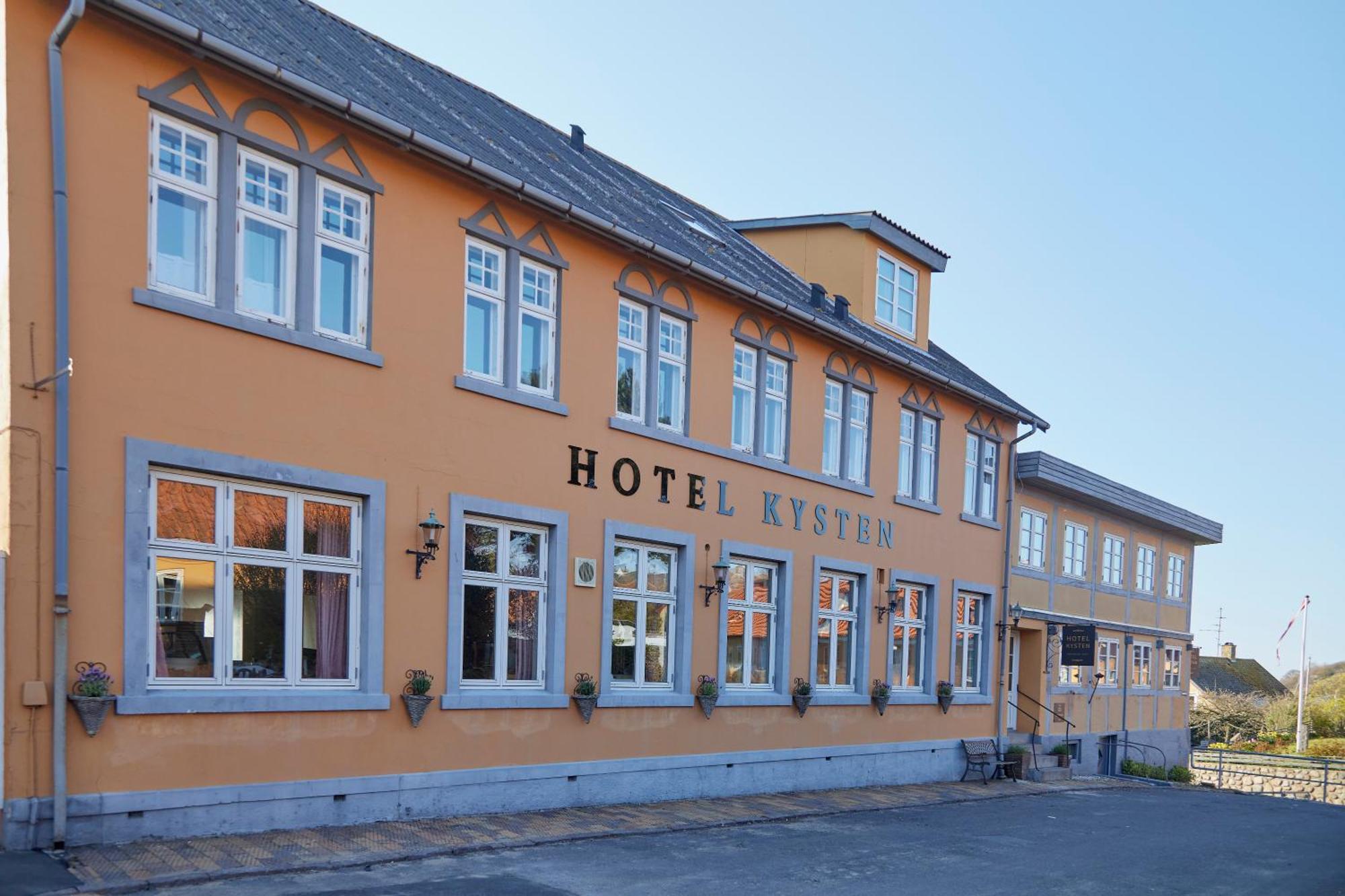 Hotel Kysten Hasle Екстериор снимка