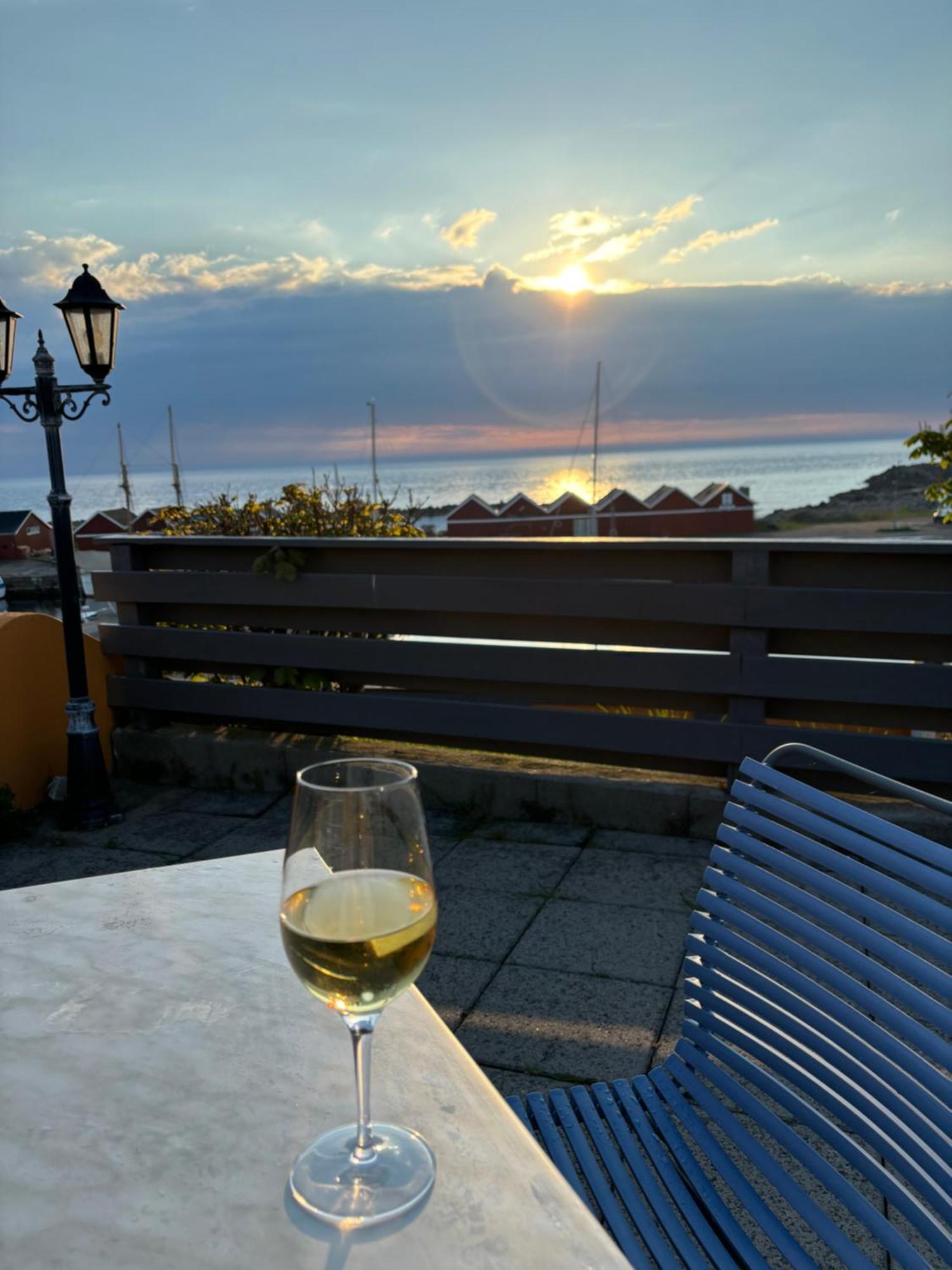 Hotel Kysten Hasle Екстериор снимка