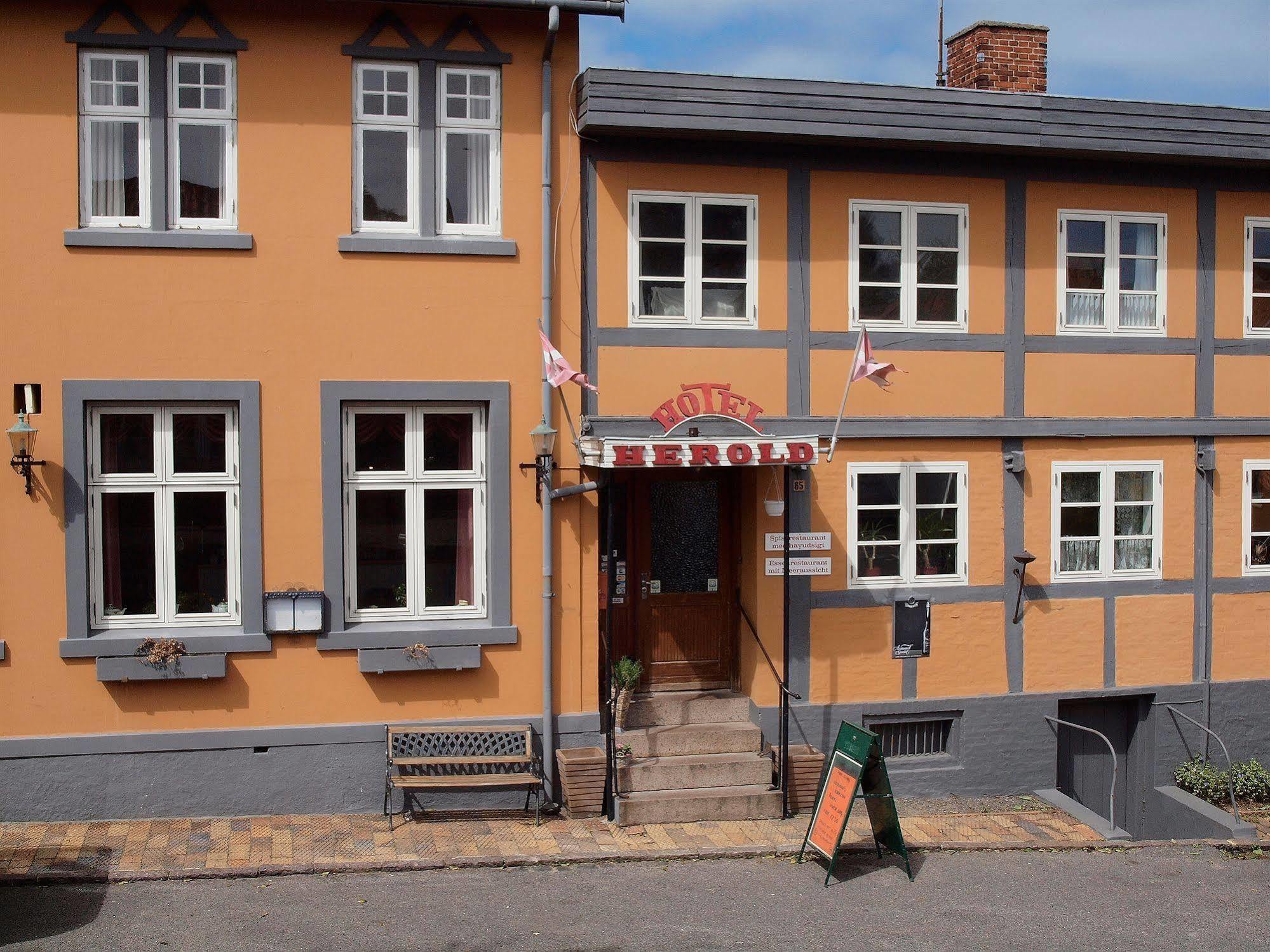 Hotel Kysten Hasle Екстериор снимка