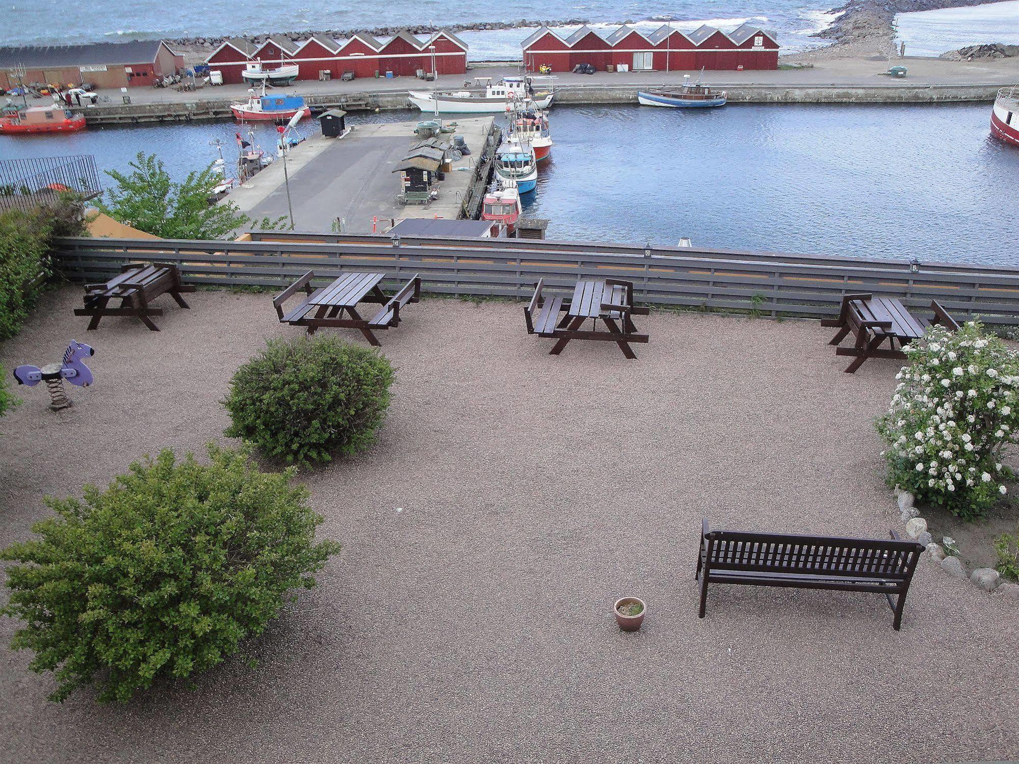 Hotel Kysten Hasle Екстериор снимка
